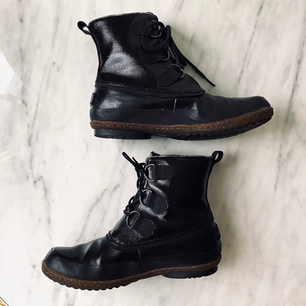 Sorrel winter boots size 7 - weather proof